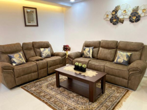 AL-MANAL 203 Luxury Suite Rooms 3BHK